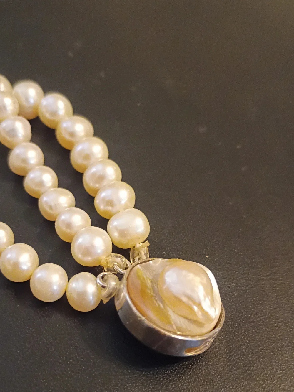 3 Strand Vintage Real Pearl Bracelet